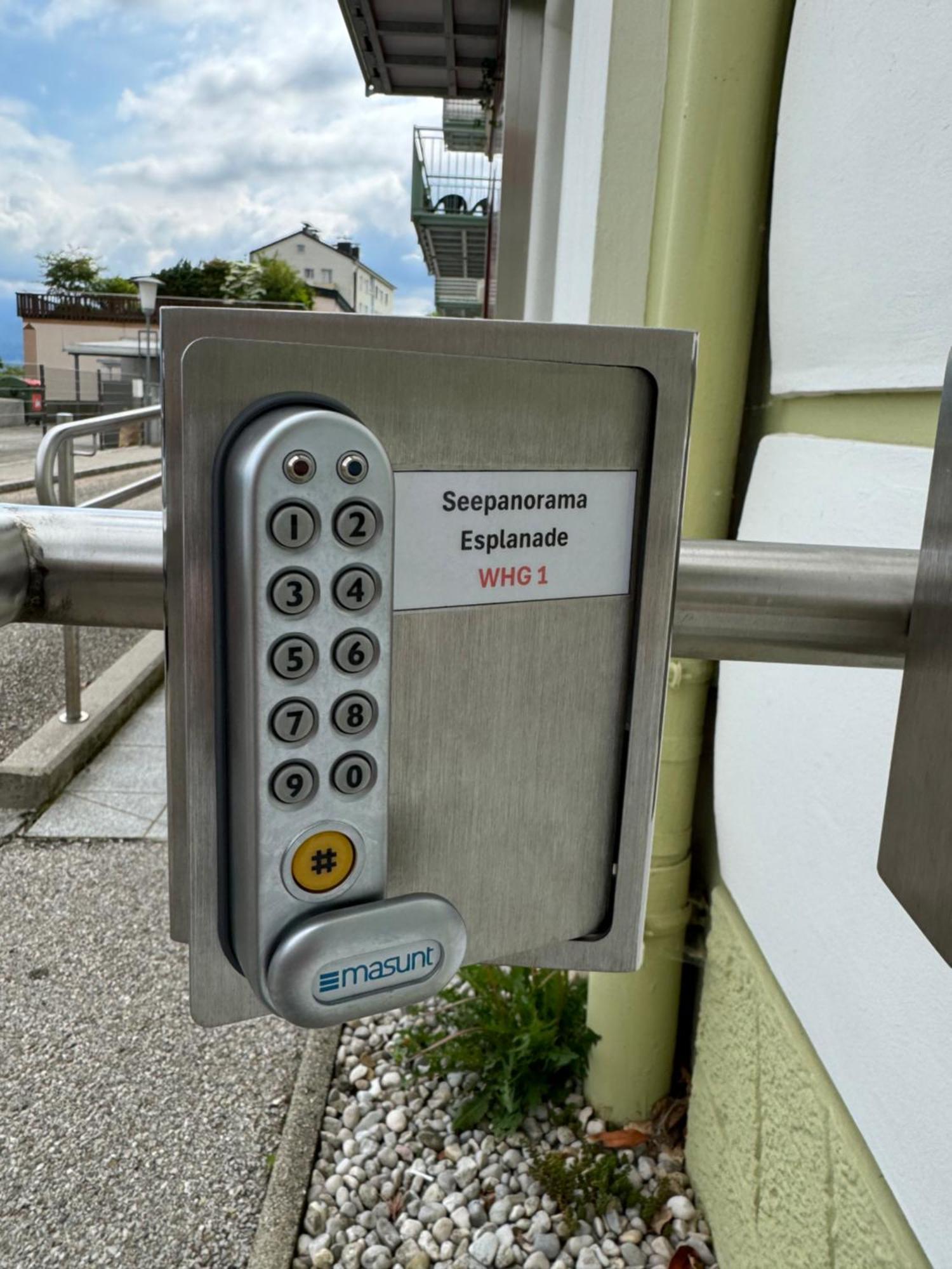 Seepanorama An Der Esplanade 1 Gmunden Eksteriør billede